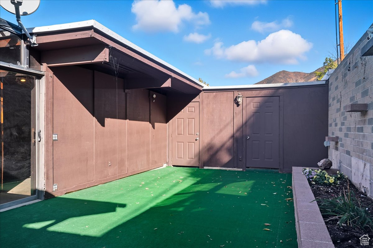 BENCHMARK VILLAGE - Residential