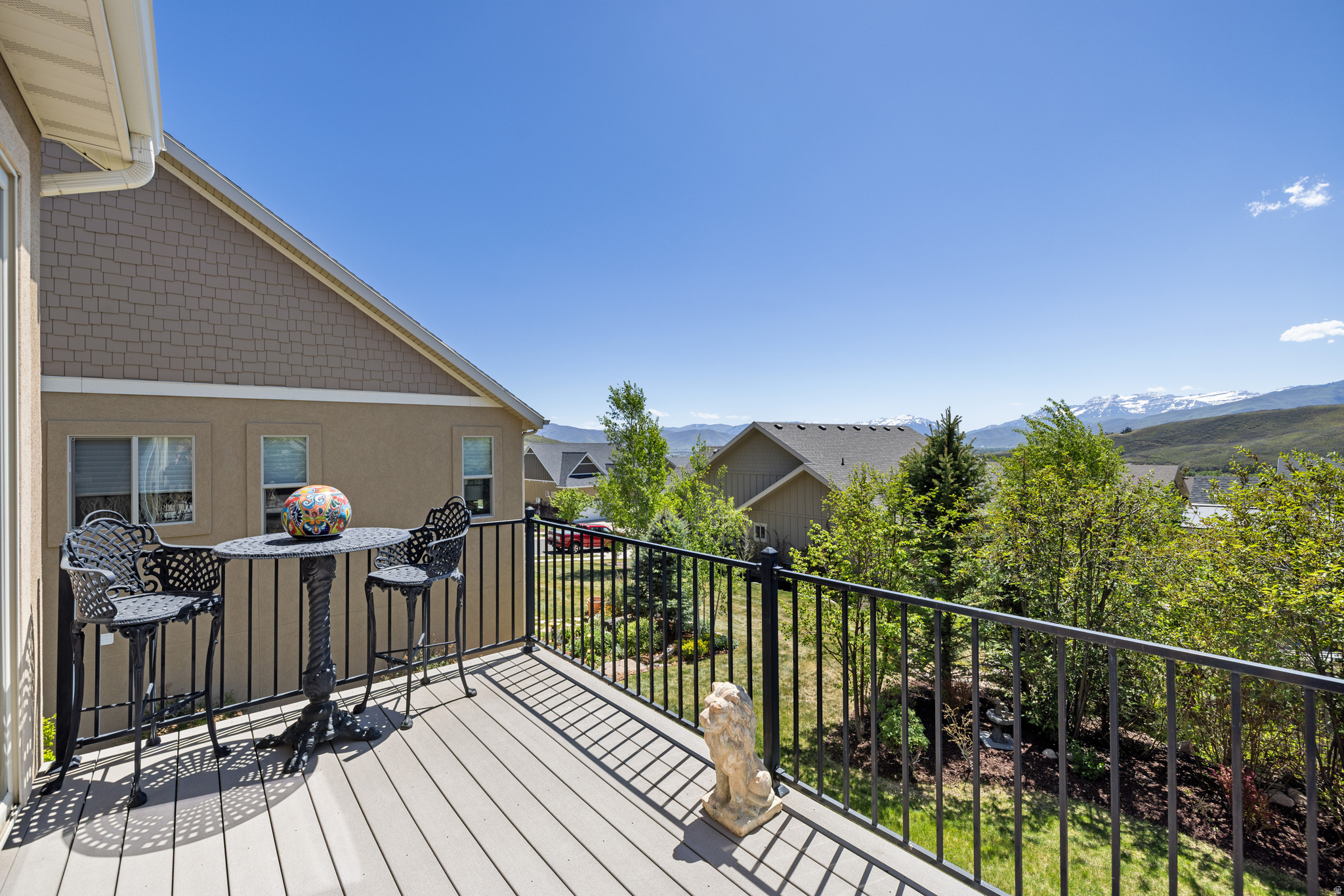 RIVER VIEW - Residential