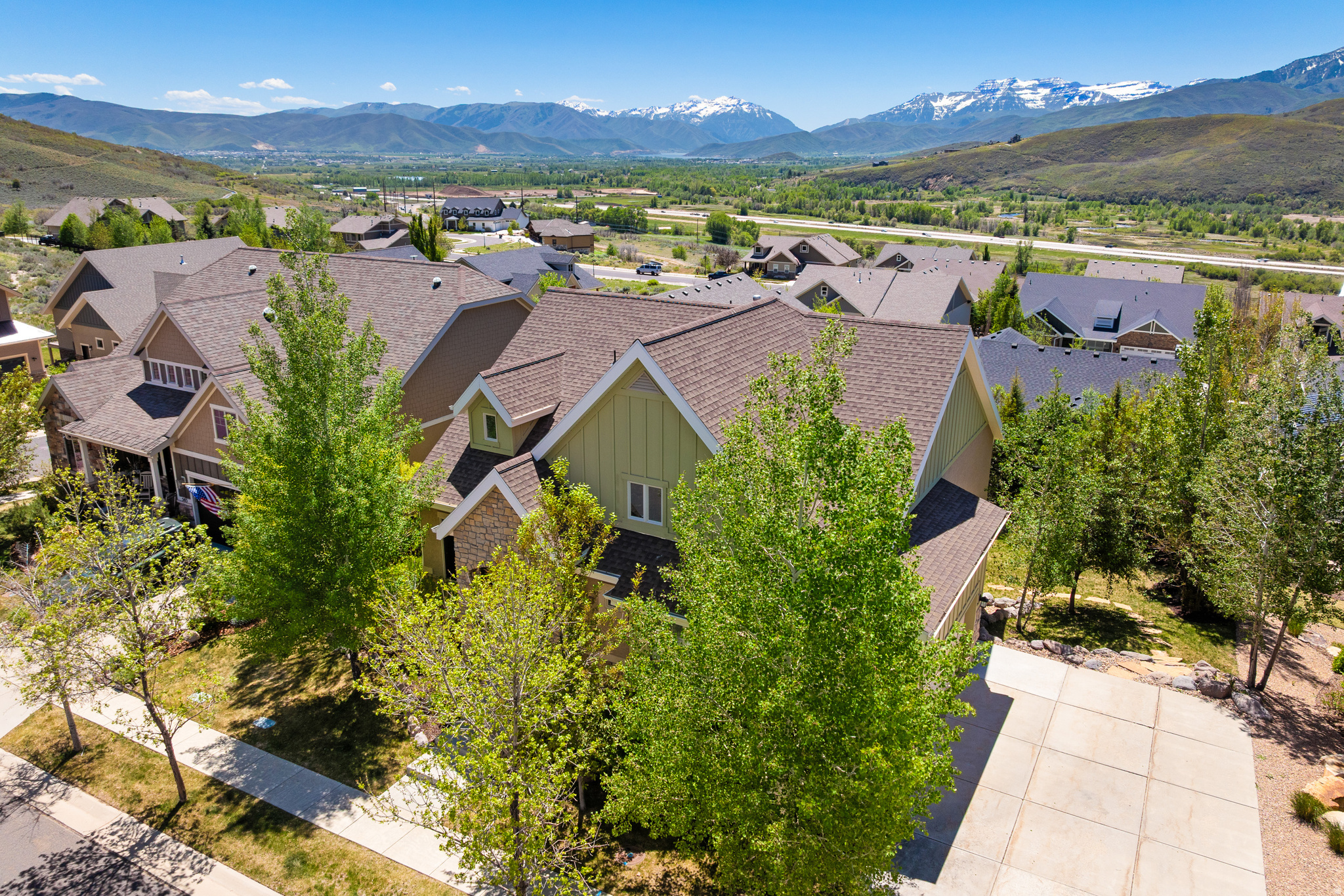 RIVER VIEW - Residential