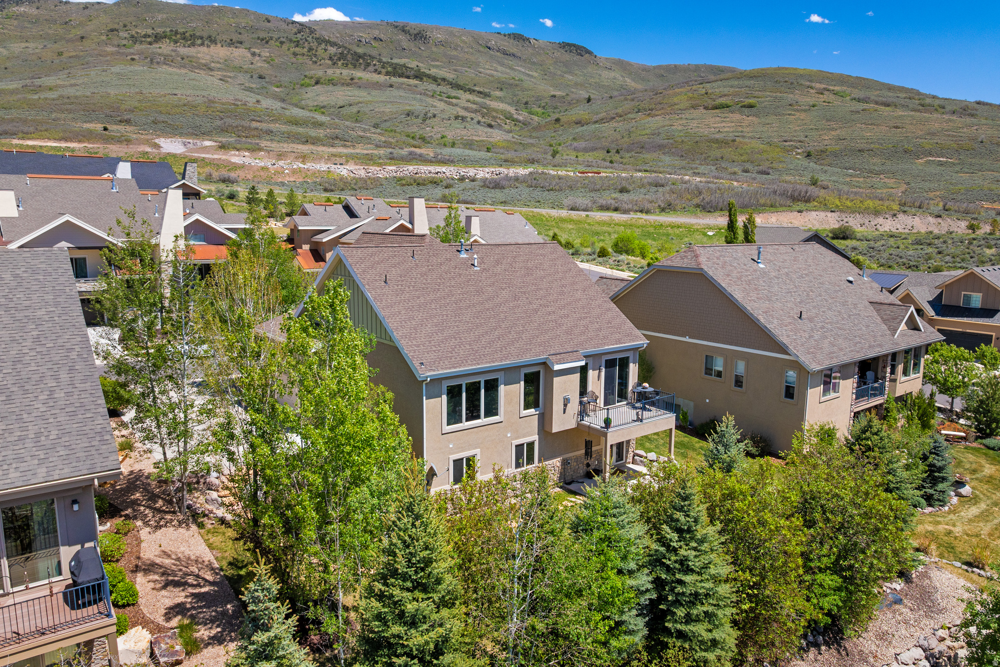 RIVER VIEW - Residential