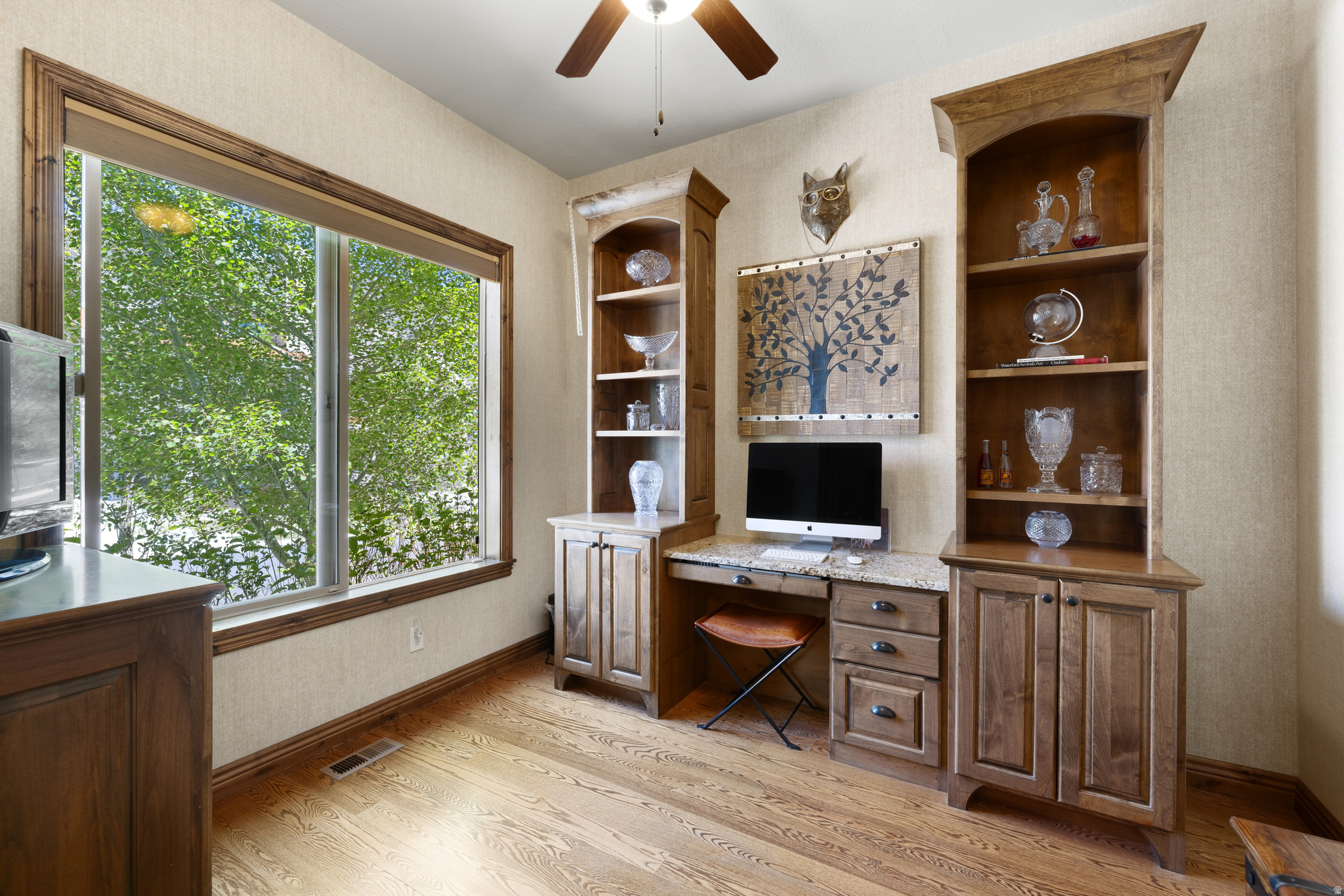 RIVER VIEW - Residential