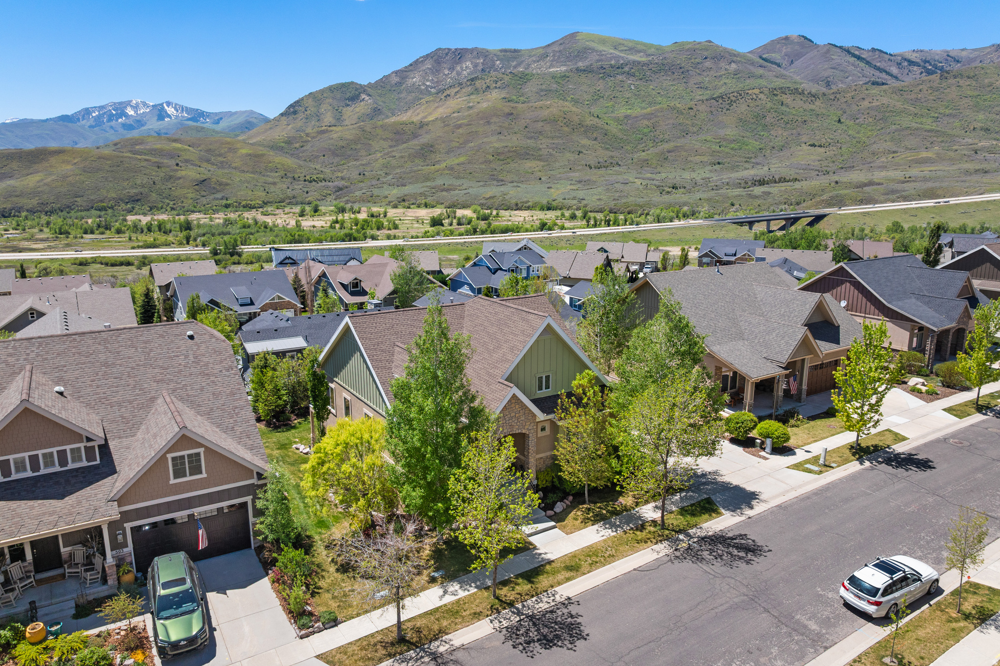 RIVER VIEW - Residential