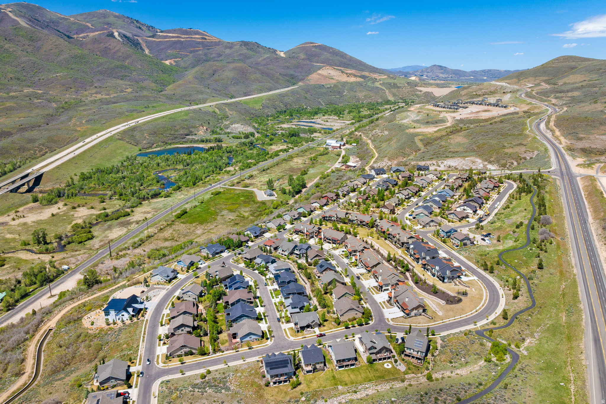 RIVER VIEW - Residential