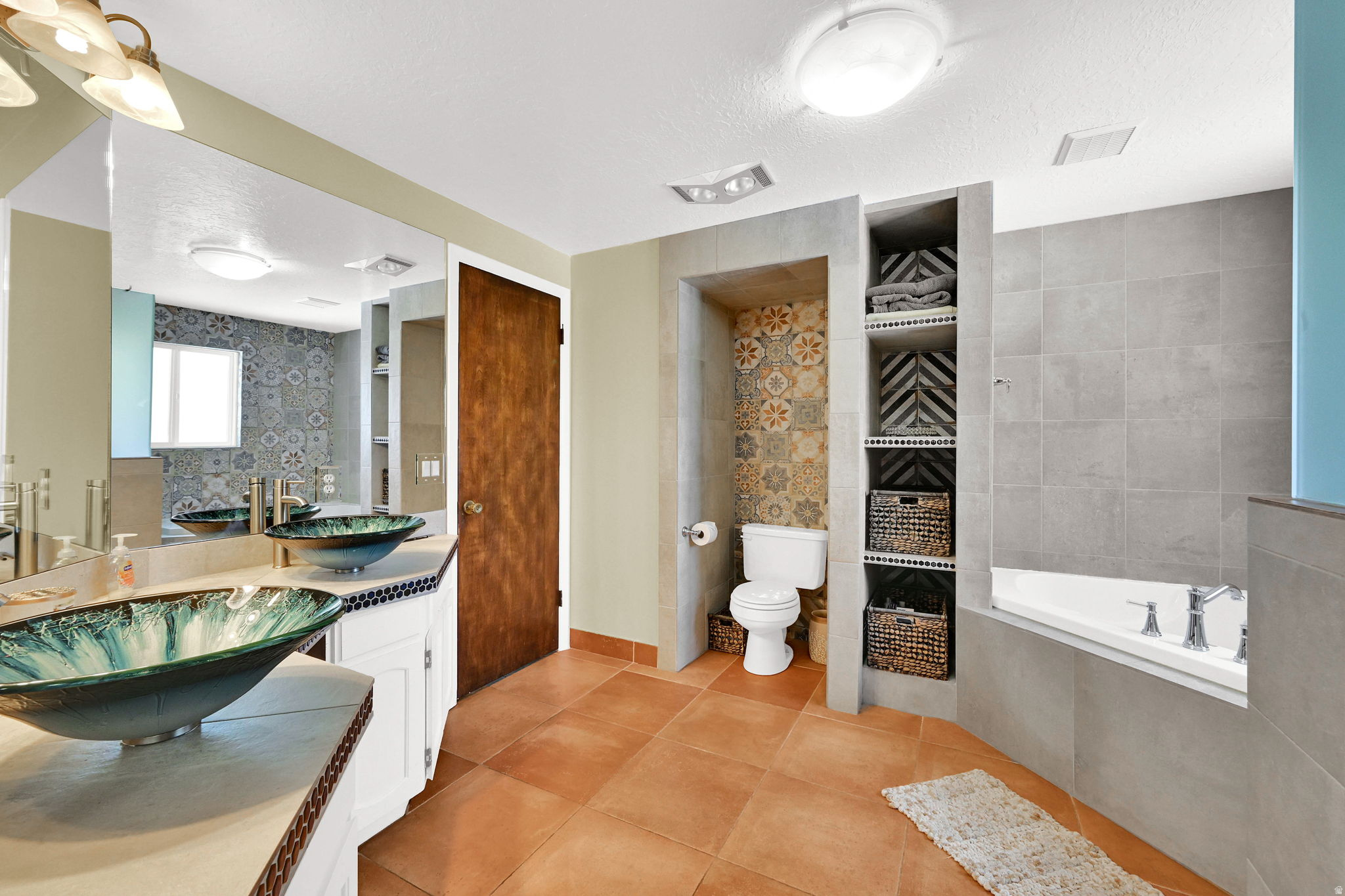 MAJESTIC HEIGHTS - Residential