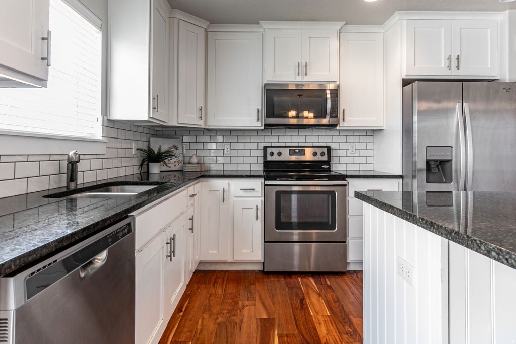 Photo of 68 E ZINFANDEL LN, Vineyard, UT 84059 (MLS # 2124733)