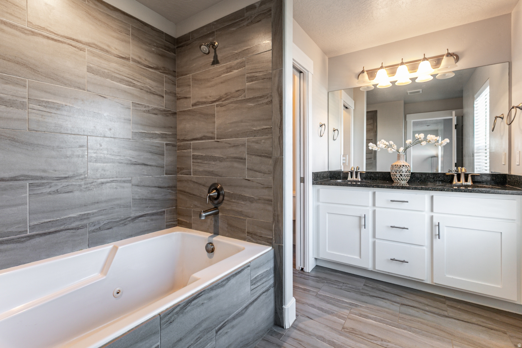 THE ELMS PHASE 1 - Residential