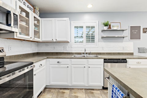 Tiny photo for 421 S JORDAN WAY W, Lehi, UT 84043 (MLS # 2180612)