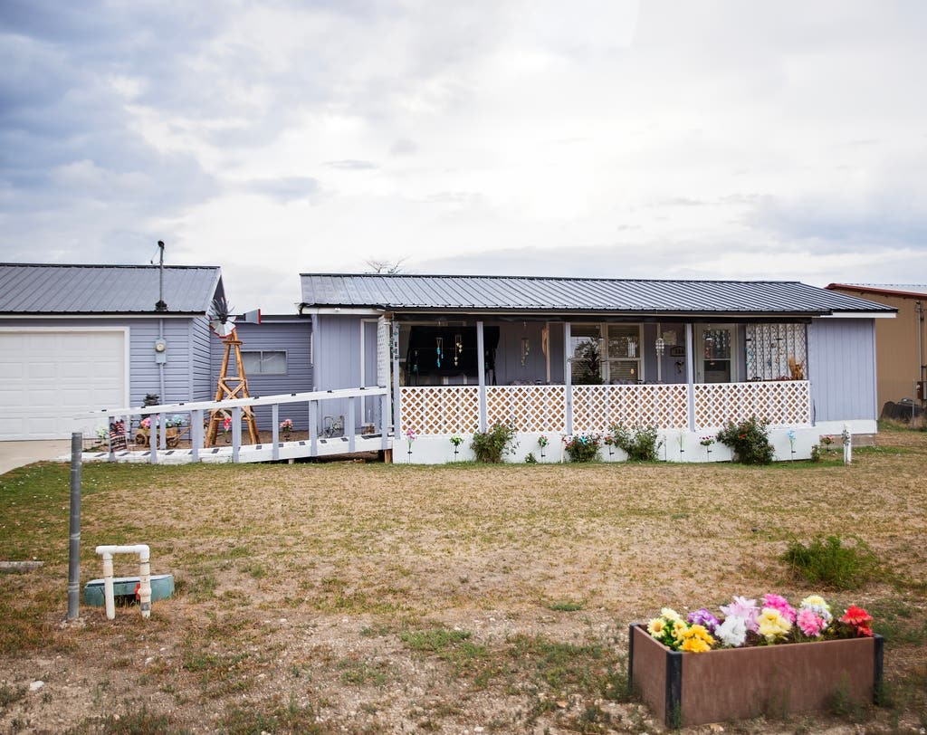 Photo of 380 W 300 N, Ferron, UT 84523 (MLS # 2179698)