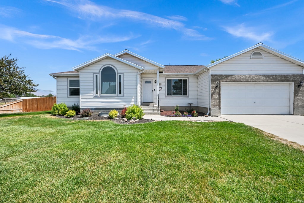 Photo of 830 S 1560 E, Spanish Fork, UT 84660 (MLS # 2176727)