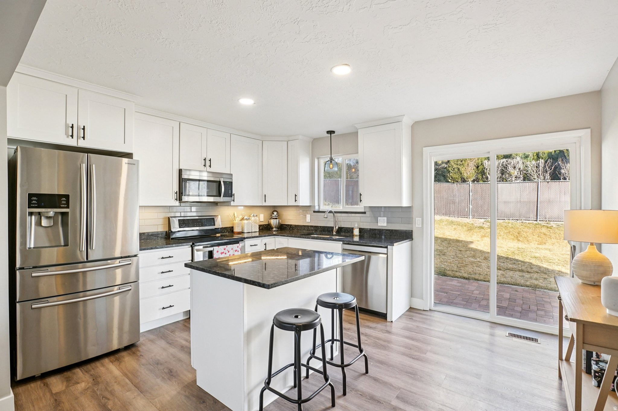 EASTRIDGE #3 - Residential