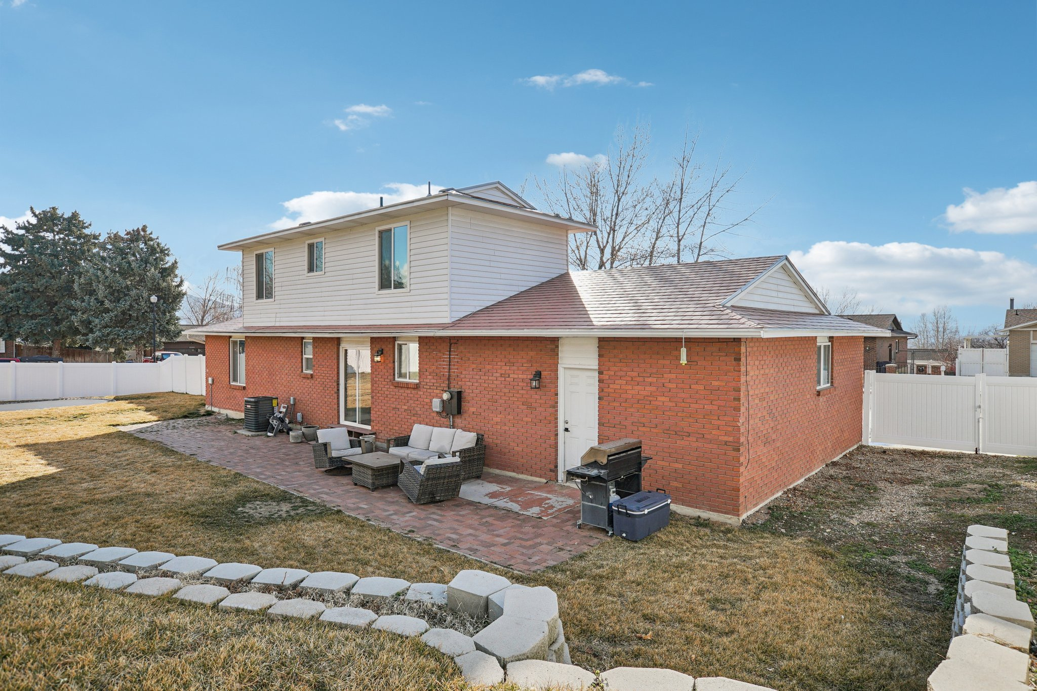 EASTRIDGE #3 - Residential