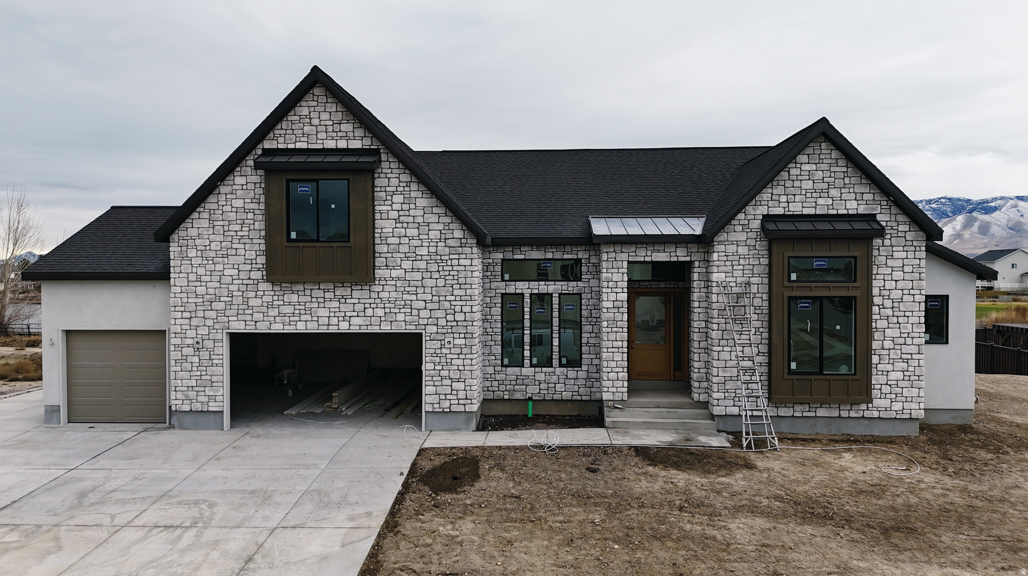 SOUTH CREEK - Residential