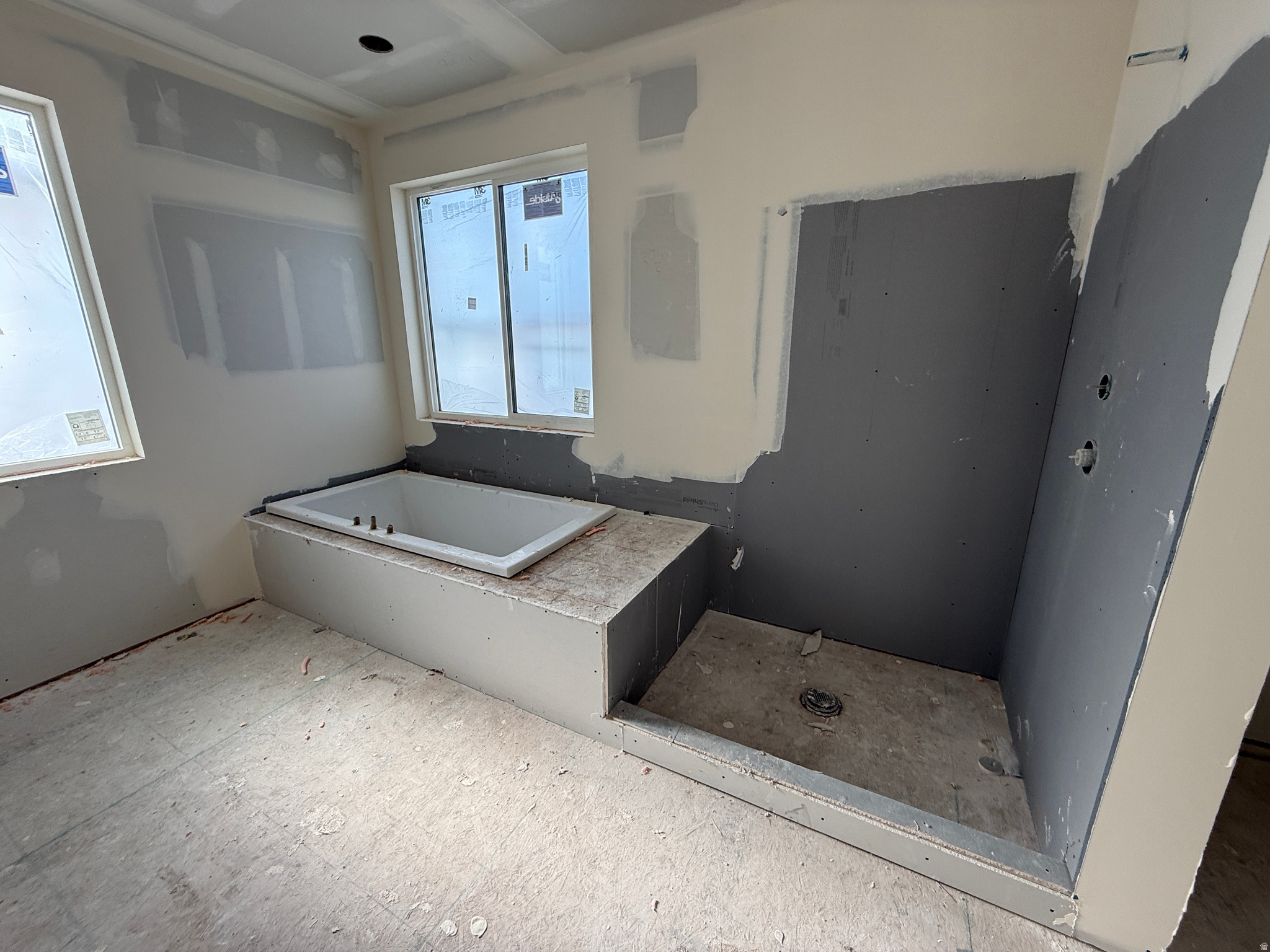 SOUTH CREEK - Residential