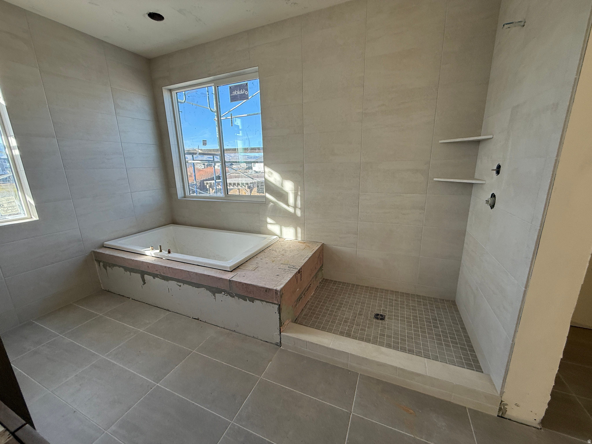 SOUTH CREEK - Residential