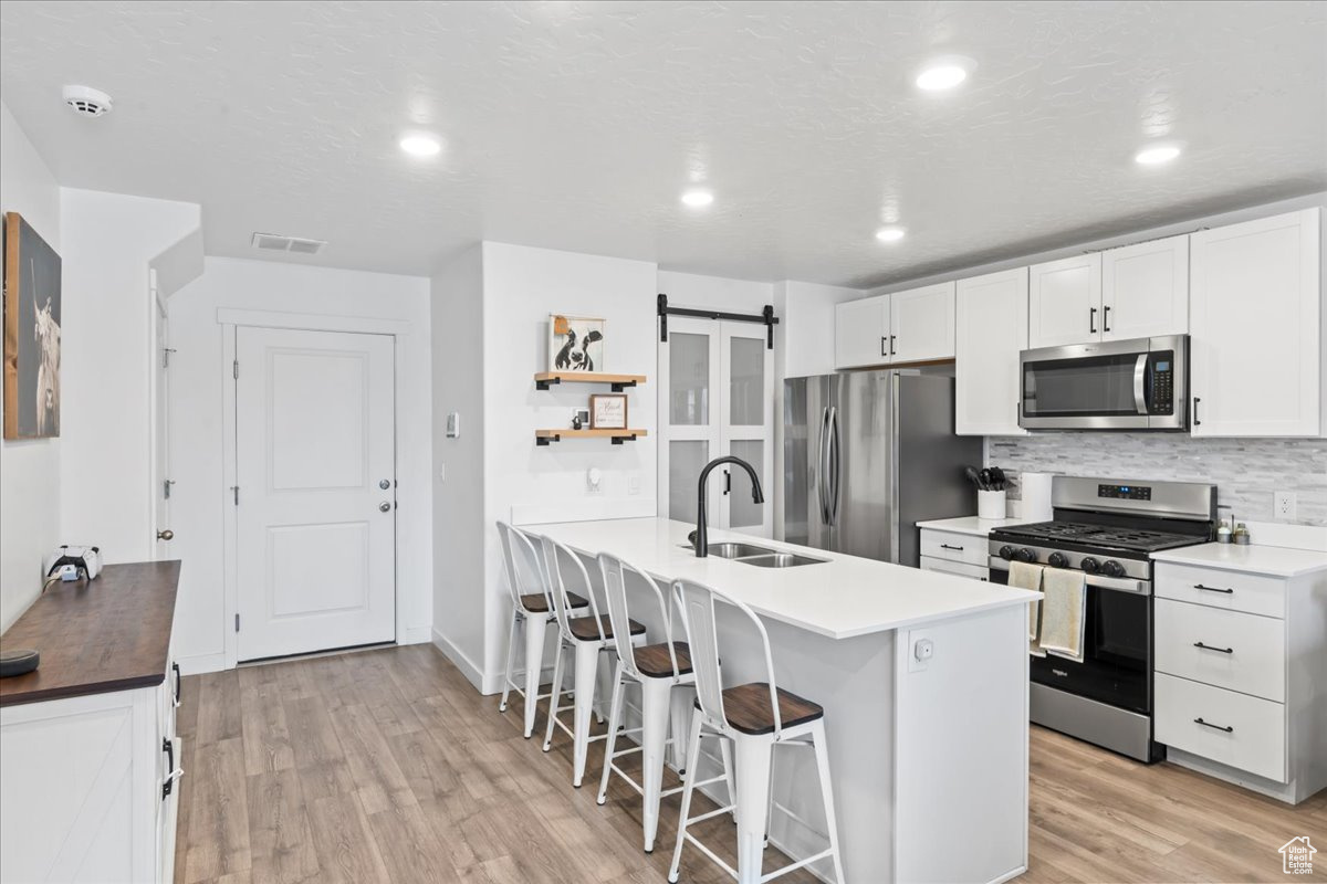 Santaquin, Utah 84655, United States, 3 Bedrooms Bedrooms, ,2 BathroomsBathrooms,Residential,Pending,111978