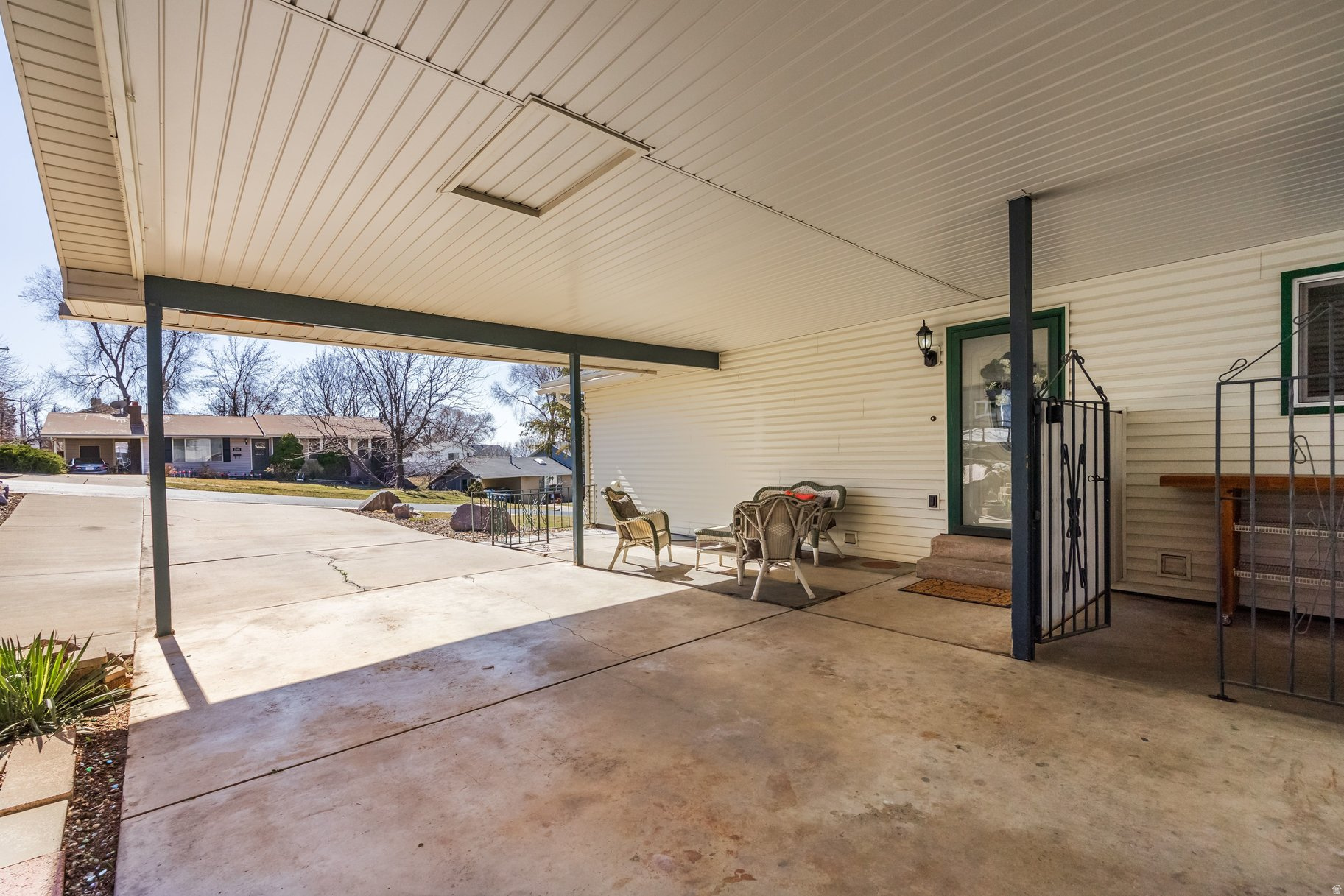 SUNDOWN ESTATES - Residential