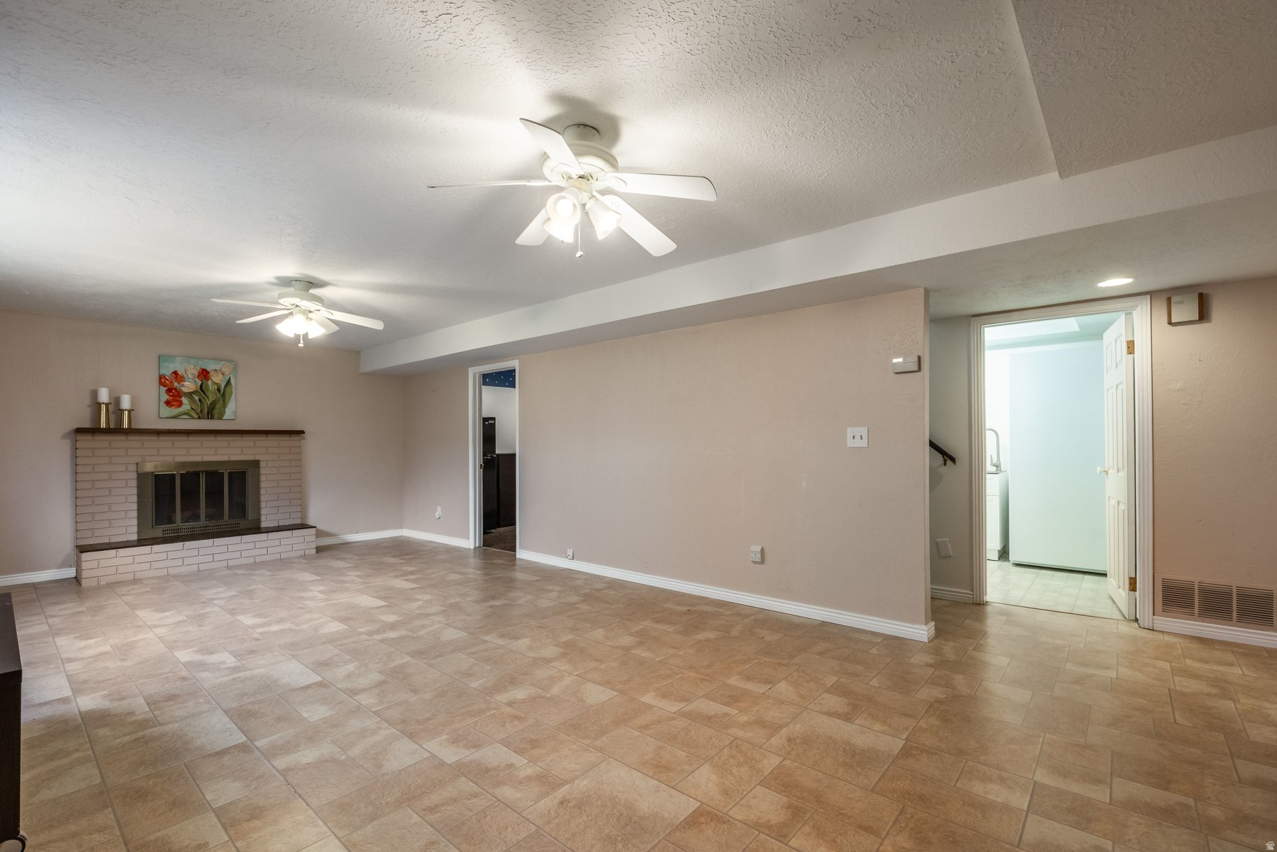 SUNDOWN ESTATES - Residential