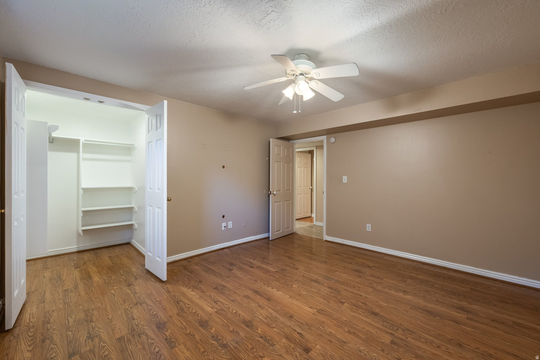 SUNDOWN ESTATES - Residential