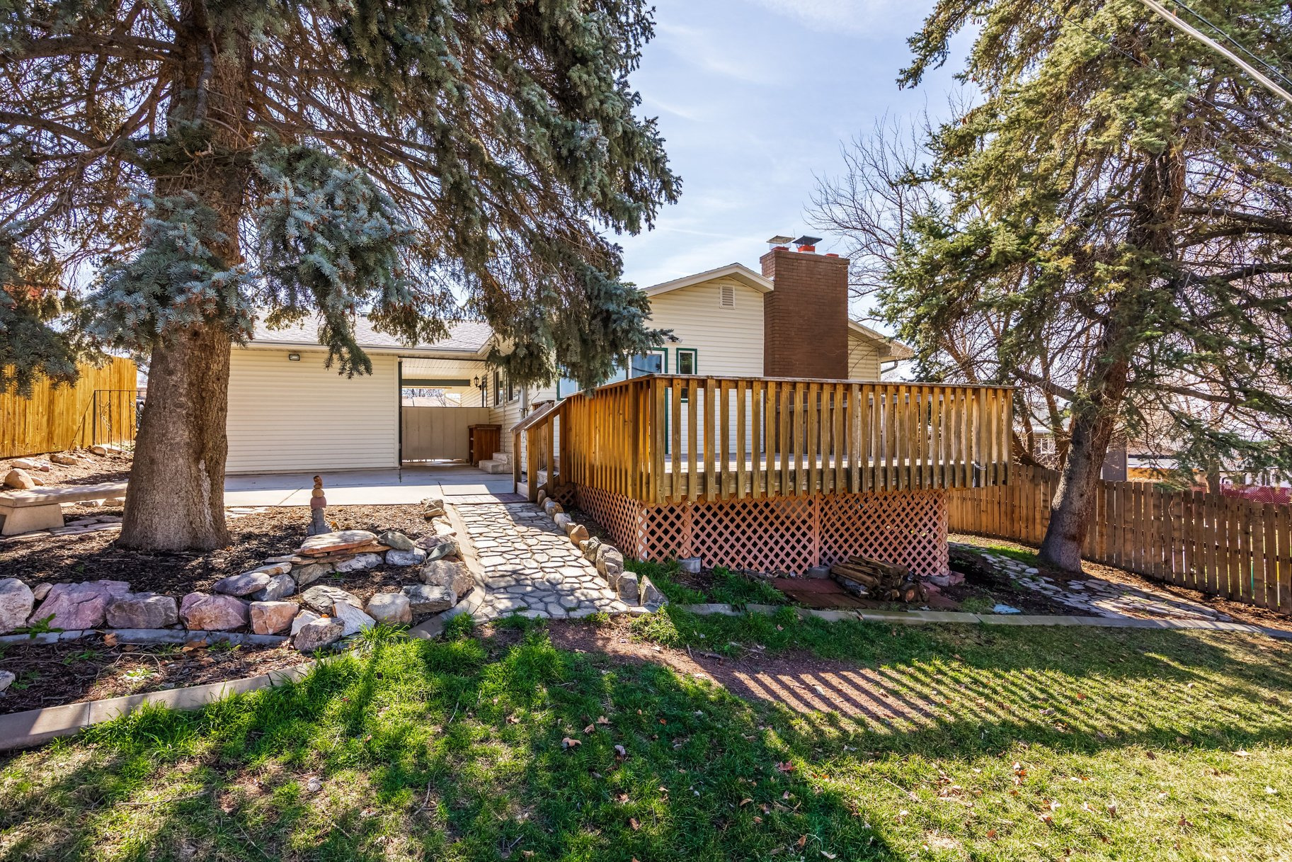 SUNDOWN ESTATES - Residential