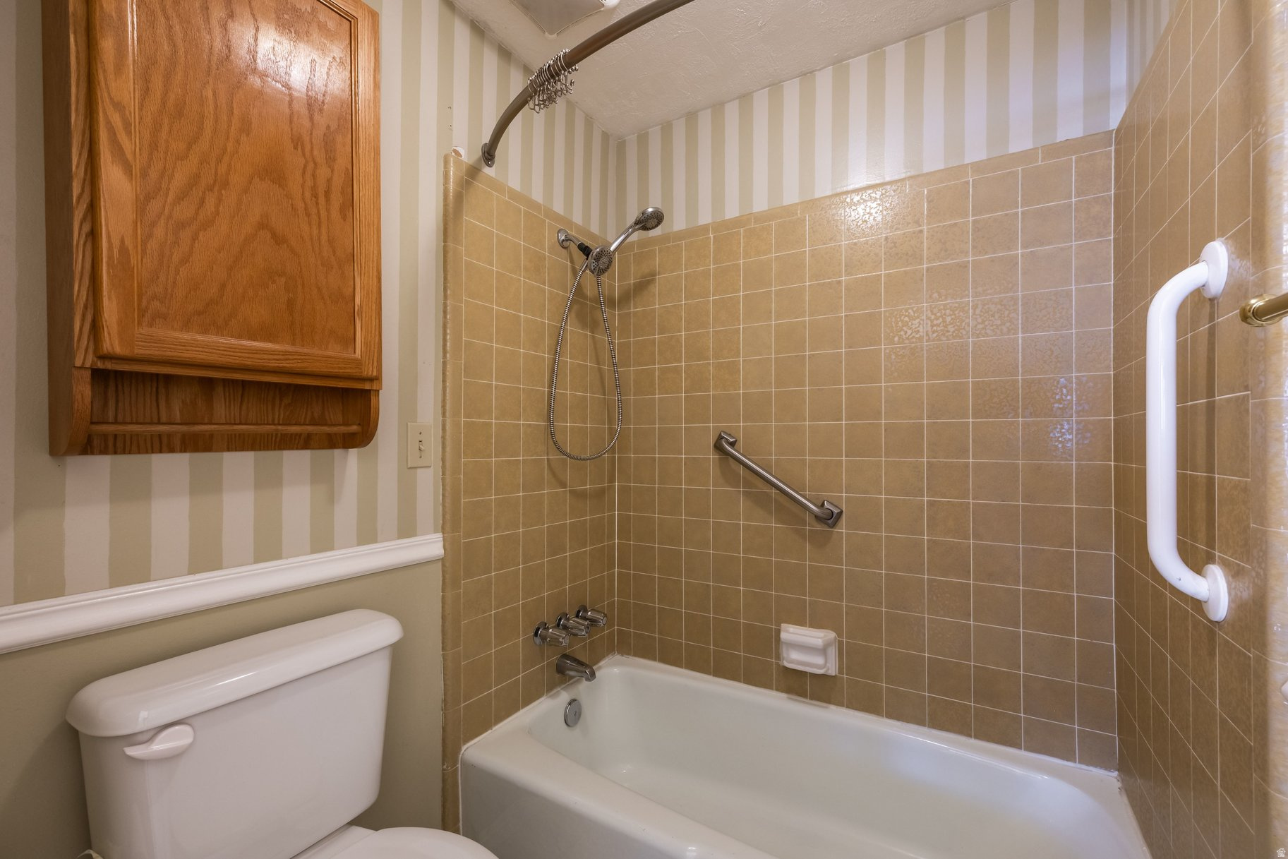 SUNDOWN ESTATES - Residential