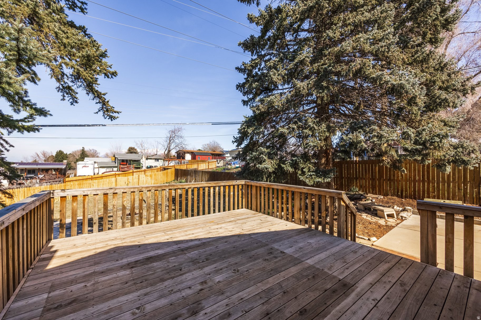 SUNDOWN ESTATES - Residential