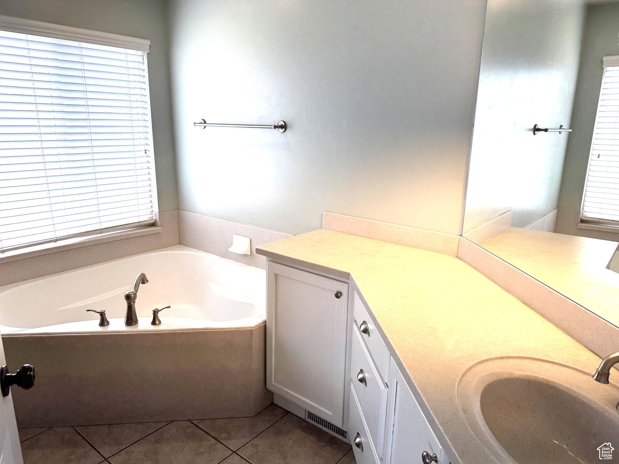 5025 N Shady Bend Ln, Lehi, Utah image 19