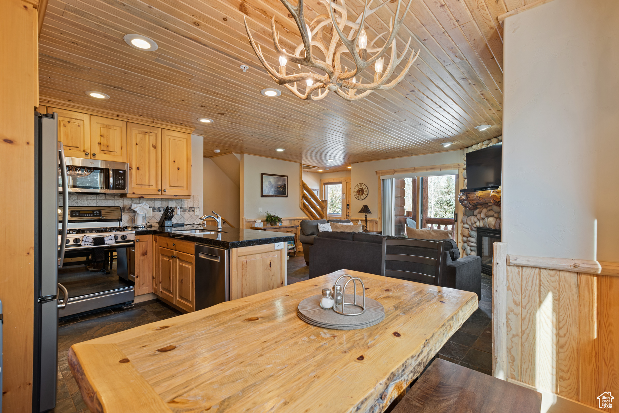 TIMBER WOLF LODGES - Residential