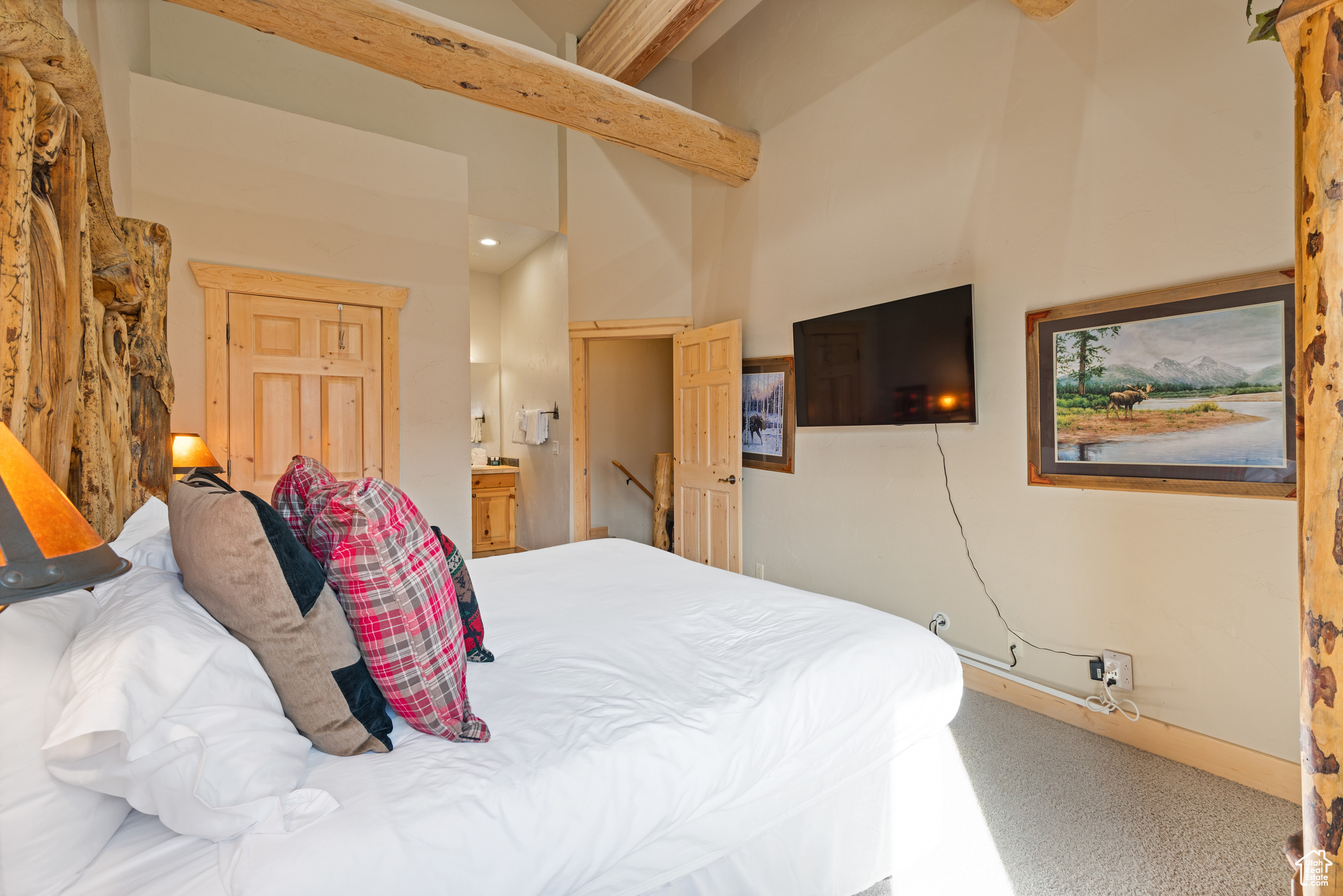 TIMBER WOLF LODGES - Residential