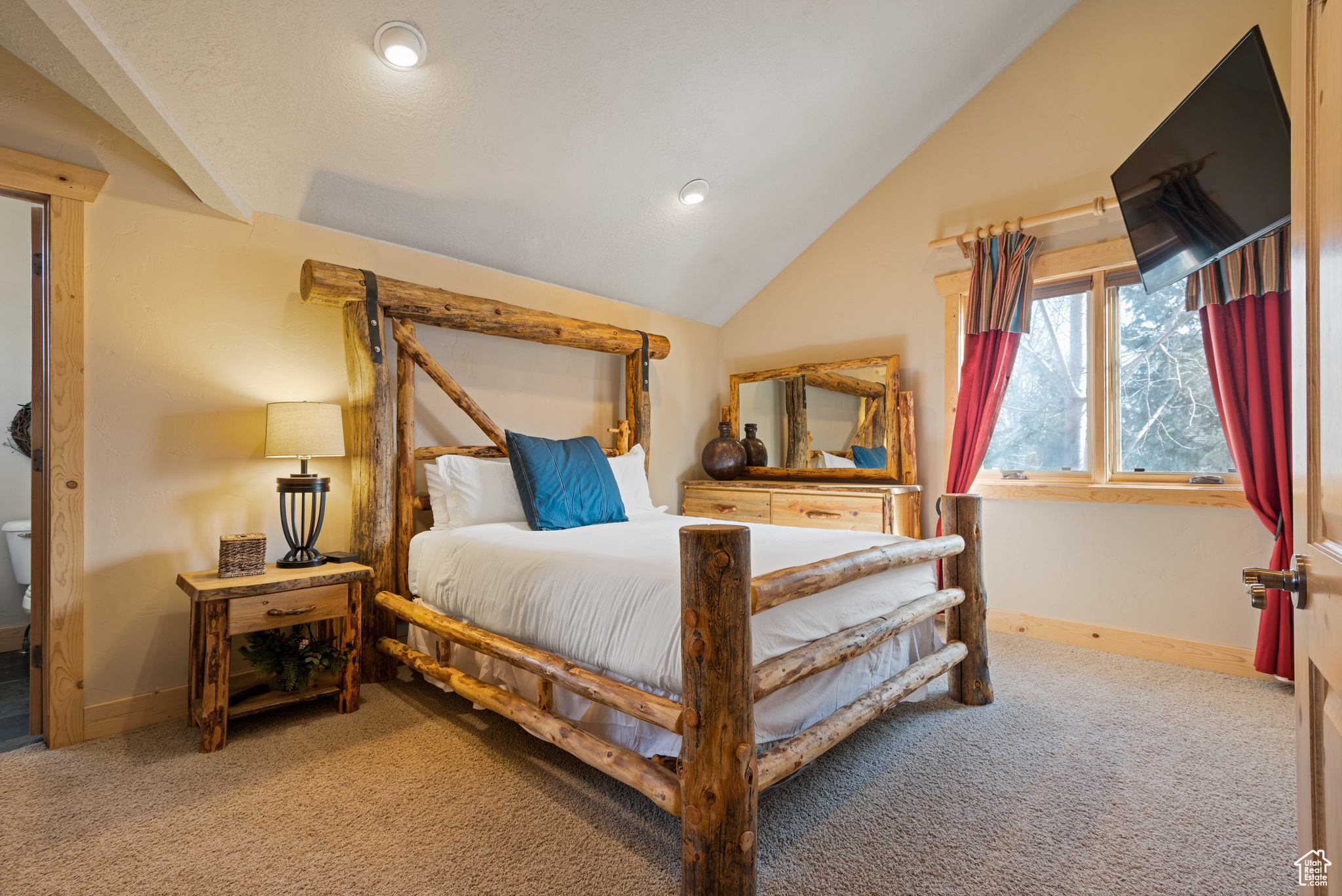 TIMBER WOLF LODGES - Residential