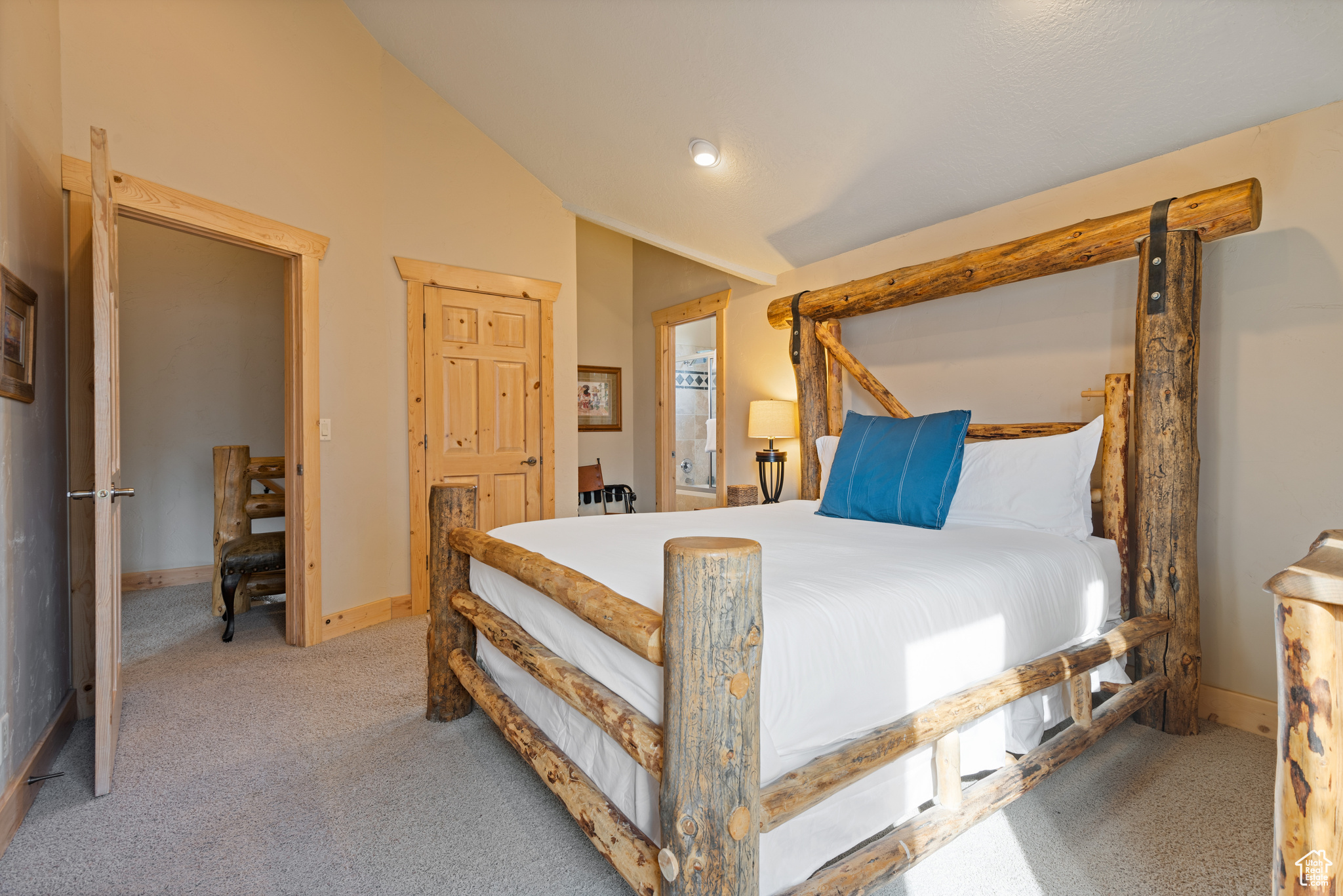 TIMBER WOLF LODGES - Residential