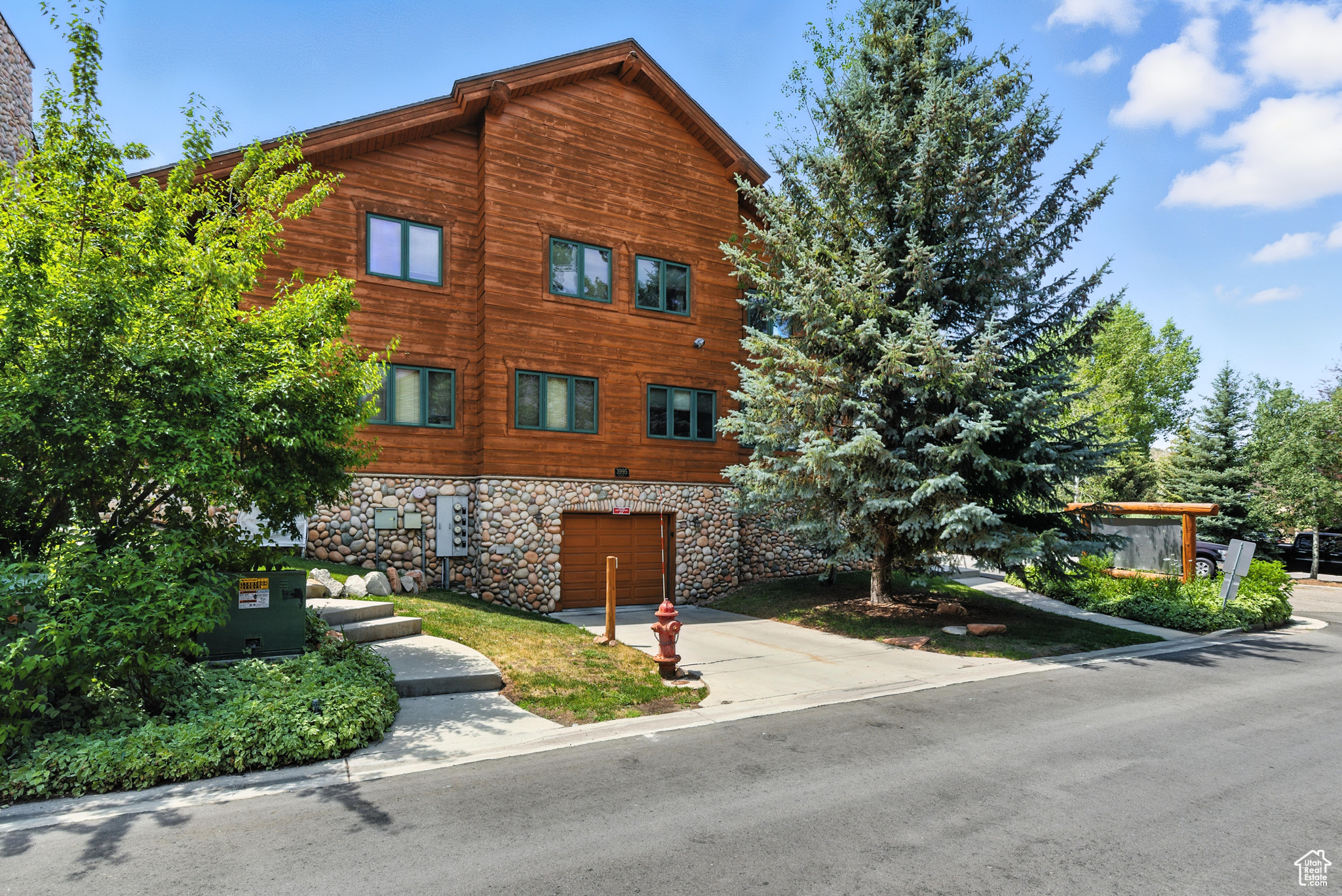 TIMBER WOLF LODGES - Residential