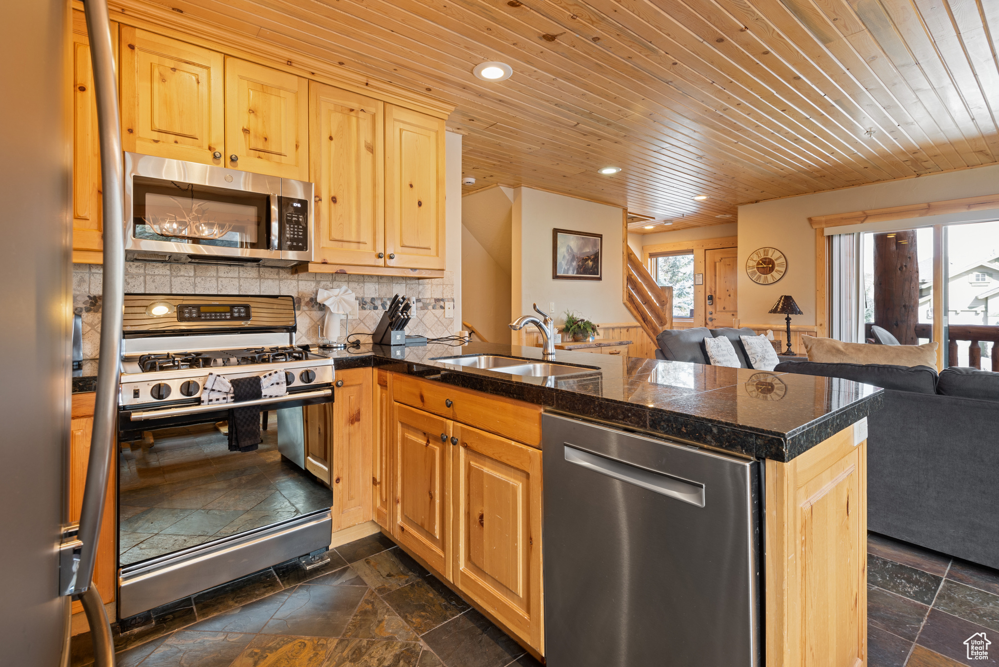 TIMBER WOLF LODGES - Residential