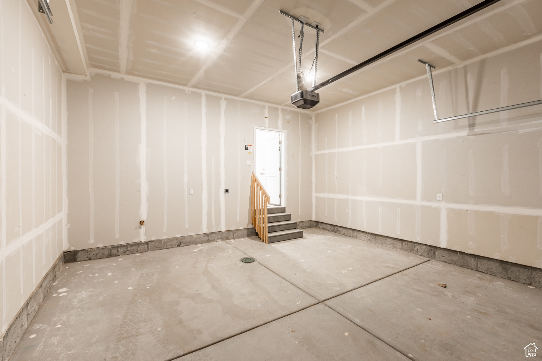 5TH AND ORCHARD - Residential