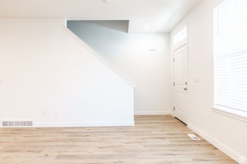 Tiny photo for 520 S ORCHARD DR #17, Bountiful, UT 84010 (MLS # 2118703)