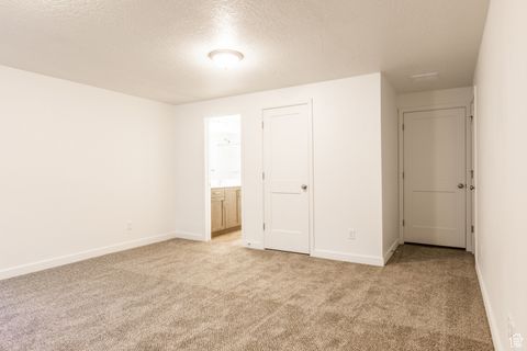 Tiny photo for 520 S ORCHARD DR #17, Bountiful, UT 84010 (MLS # 2118703)
