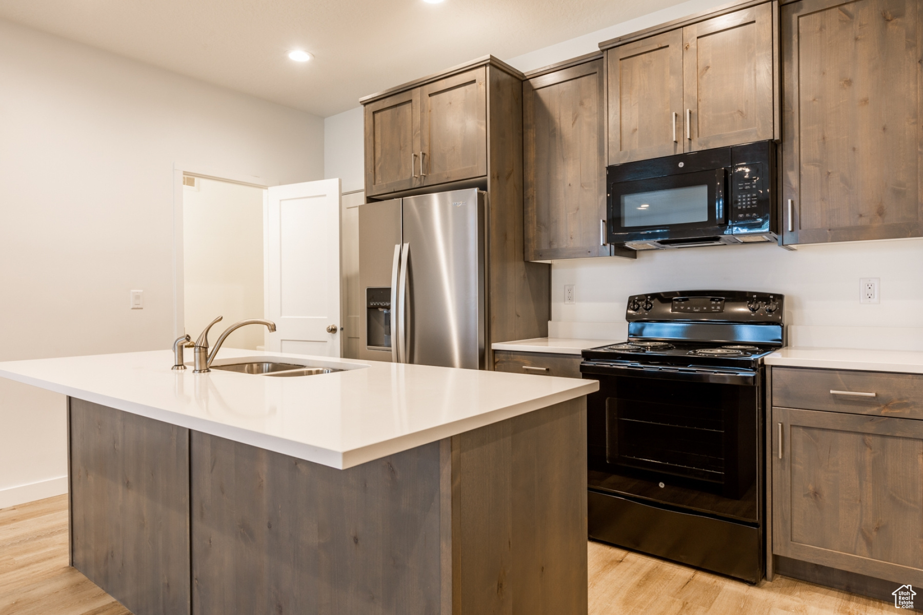 5TH AND ORCHARD - Residential