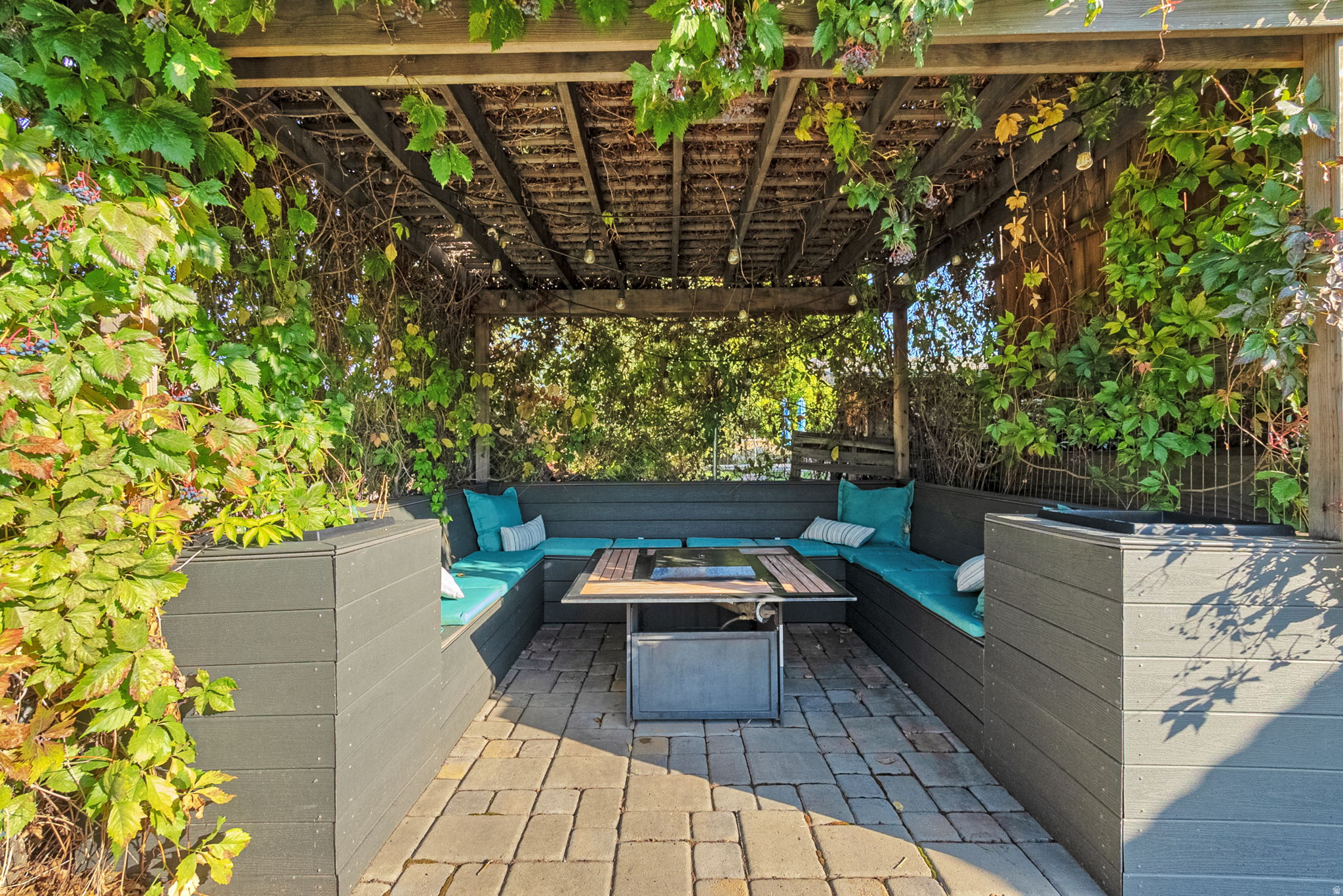 INDIAN VILLAGE SOUTH SUB #4 - Residential