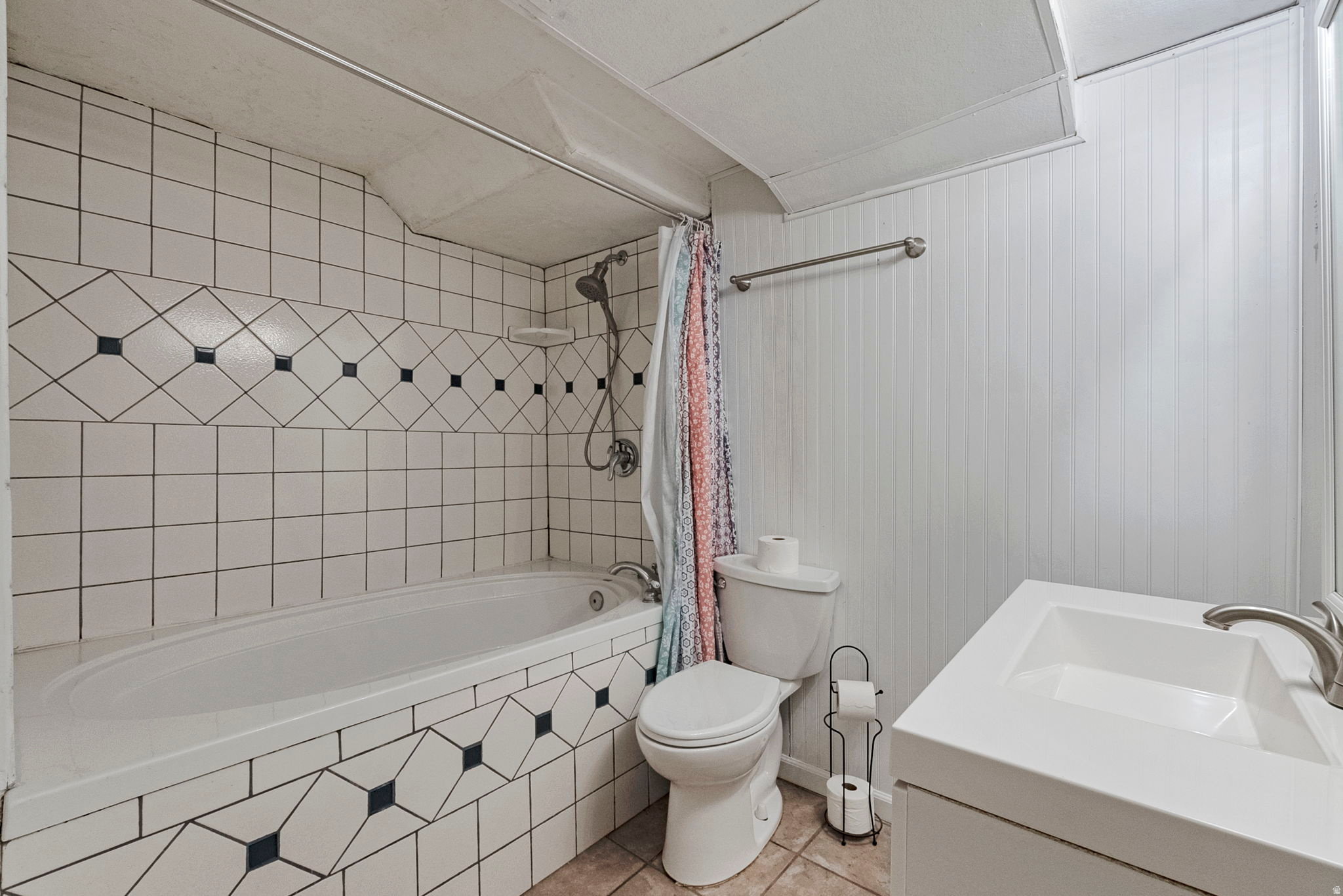 INDIAN VILLAGE SOUTH SUB #4 - Residential