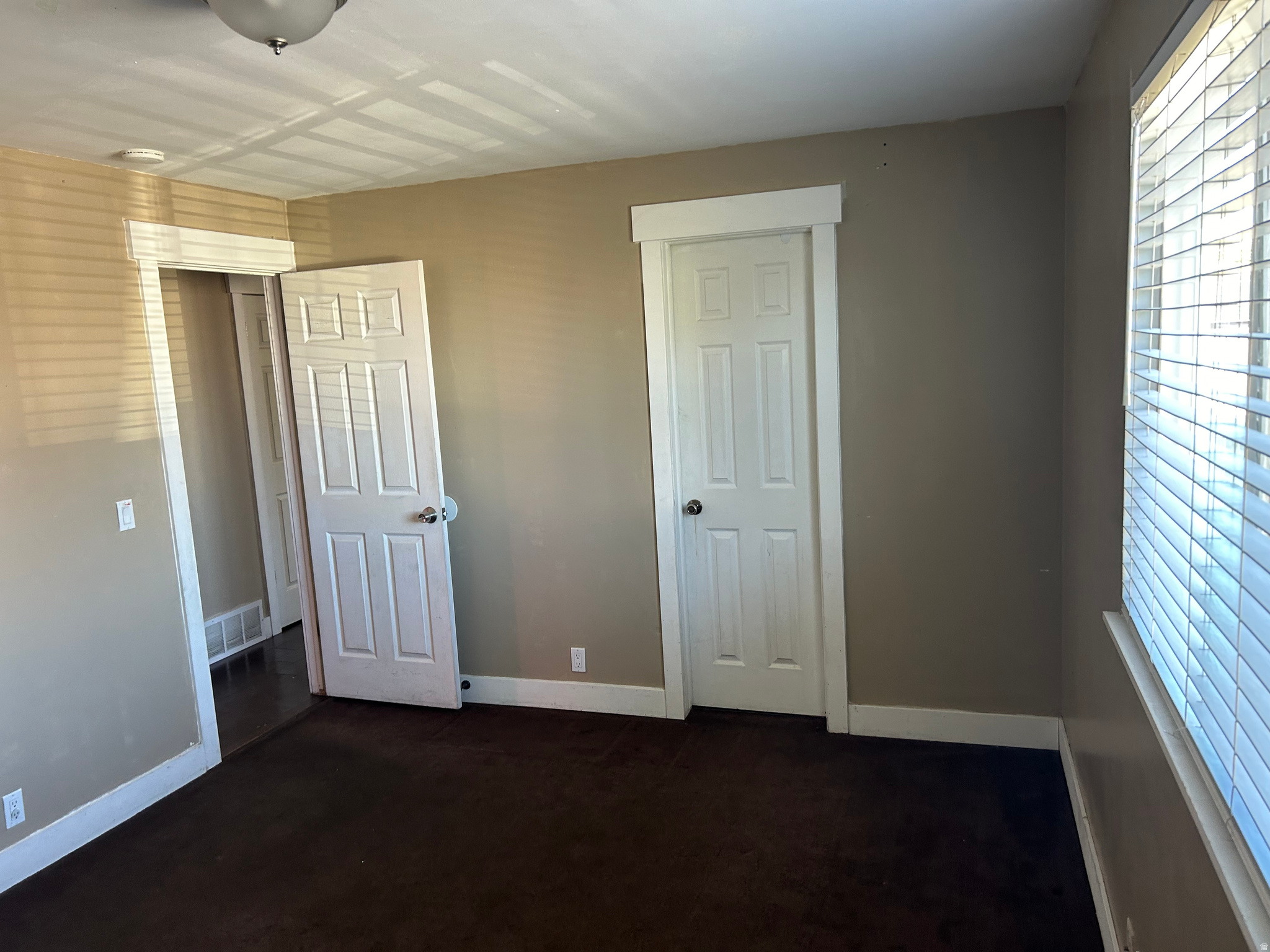 PLEASANT VALLEY - Residential