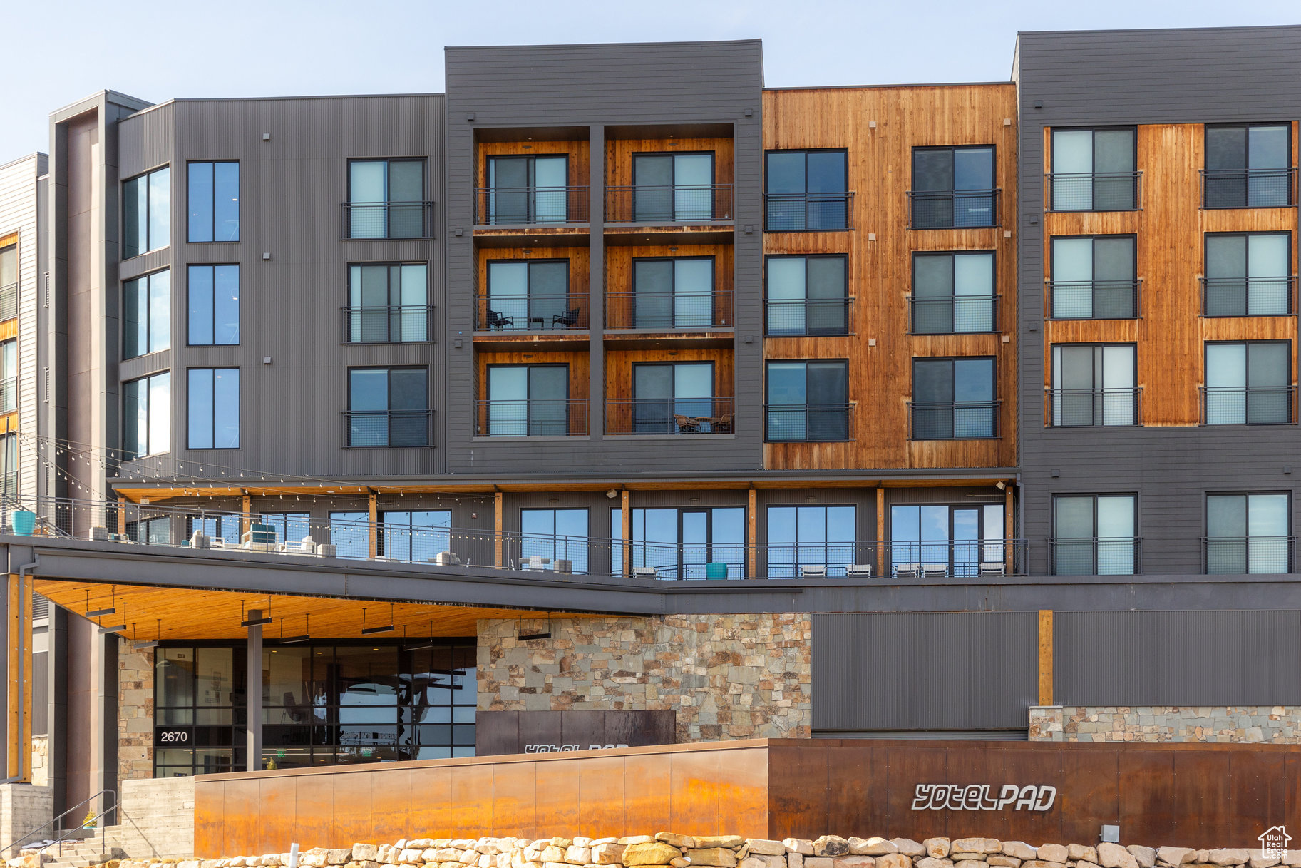 CANYON HAUS/YOTELPAD - Residential