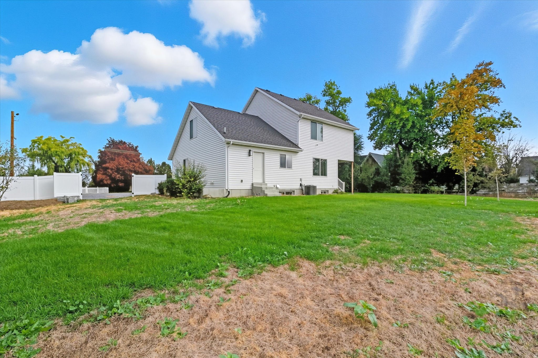 LYNN LINDLEY MINI SUBDIVISION - Residential