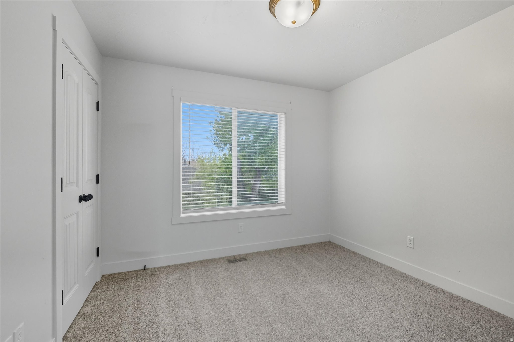 LYNN LINDLEY MINI SUBDIVISION - Residential