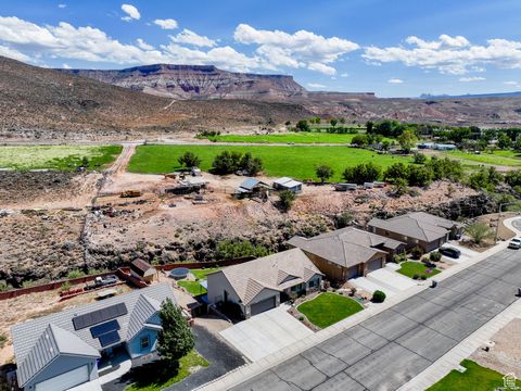 Tiny photo for 785 S PEACHTREE DR, Toquerville, UT 84774 (MLS # 2111788)