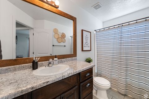 Tiny photo for 785 S PEACHTREE DR, Toquerville, UT 84774 (MLS # 2111788)