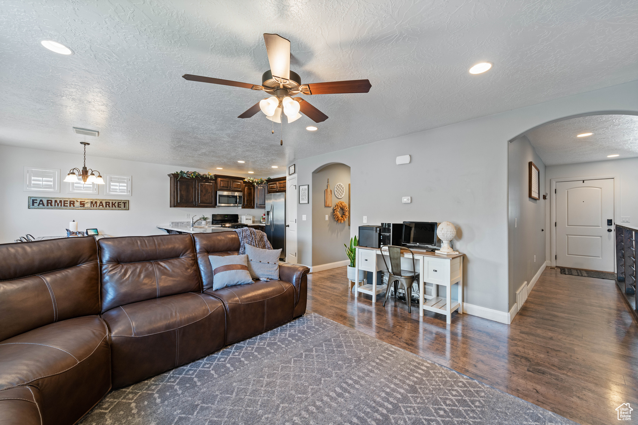 ALMOND HEIGHTS PARK AMD - Residential