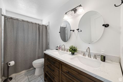 Tiny photo for 785 S PEACHTREE DR, Toquerville, UT 84774 (MLS # 2111788)