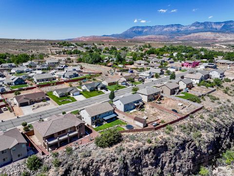Tiny photo for 785 S PEACHTREE DR, Toquerville, UT 84774 (MLS # 2111788)
