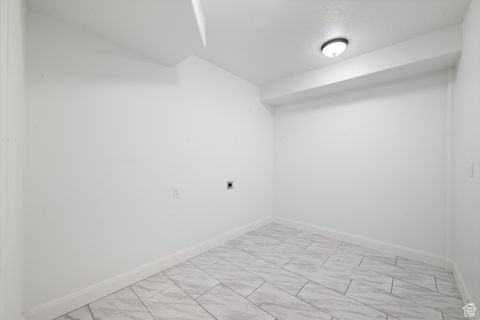 Tiny photo for 785 S PEACHTREE DR, Toquerville, UT 84774 (MLS # 2111788)