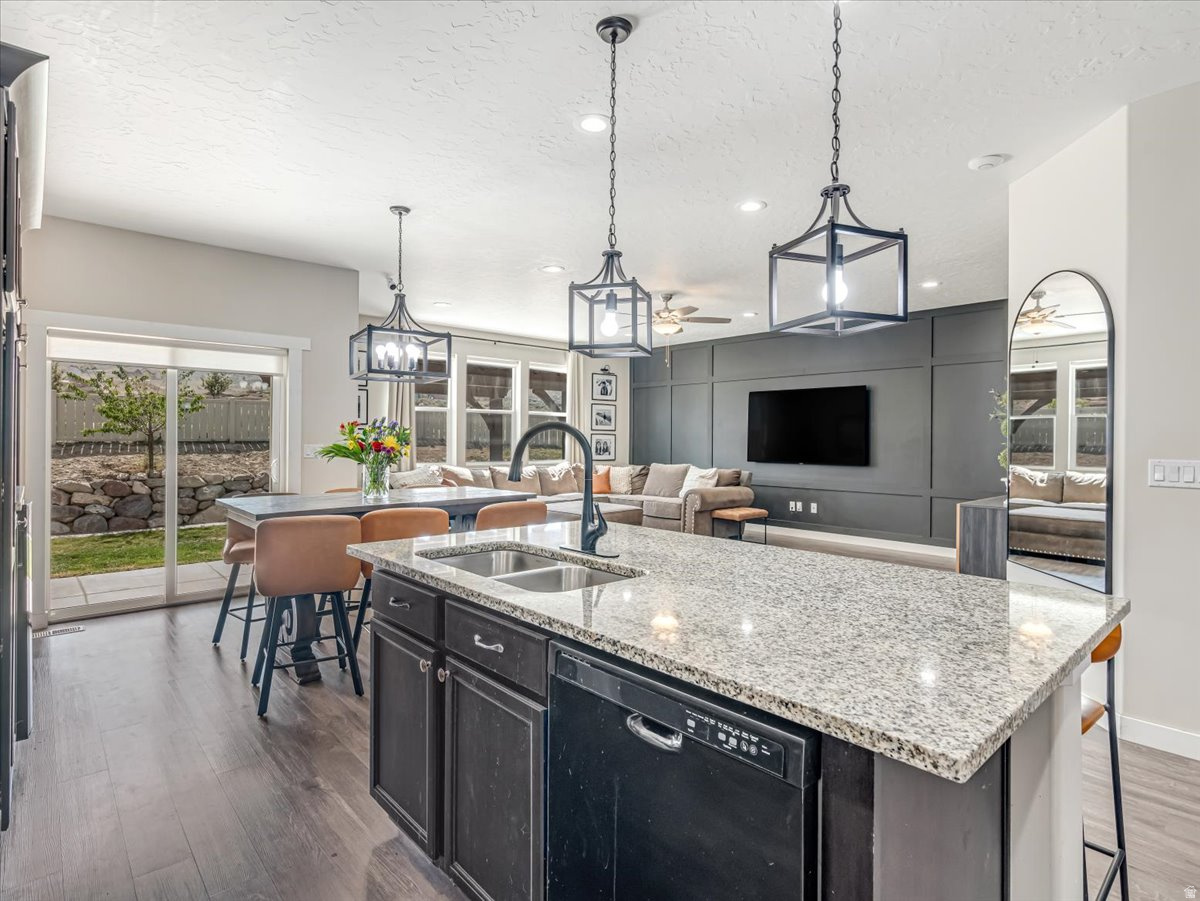 MALLARD BAY - Residential