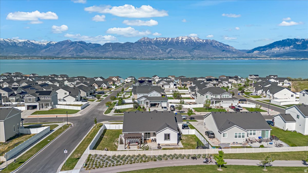 MALLARD BAY - Residential